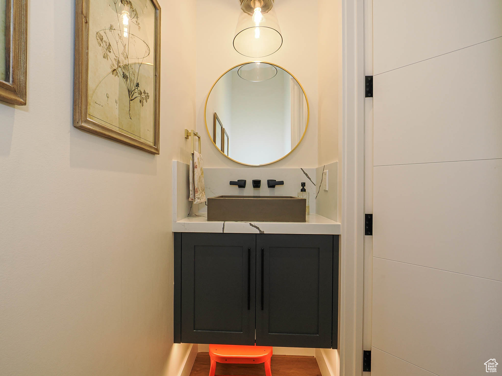 TUHAYE - Residential