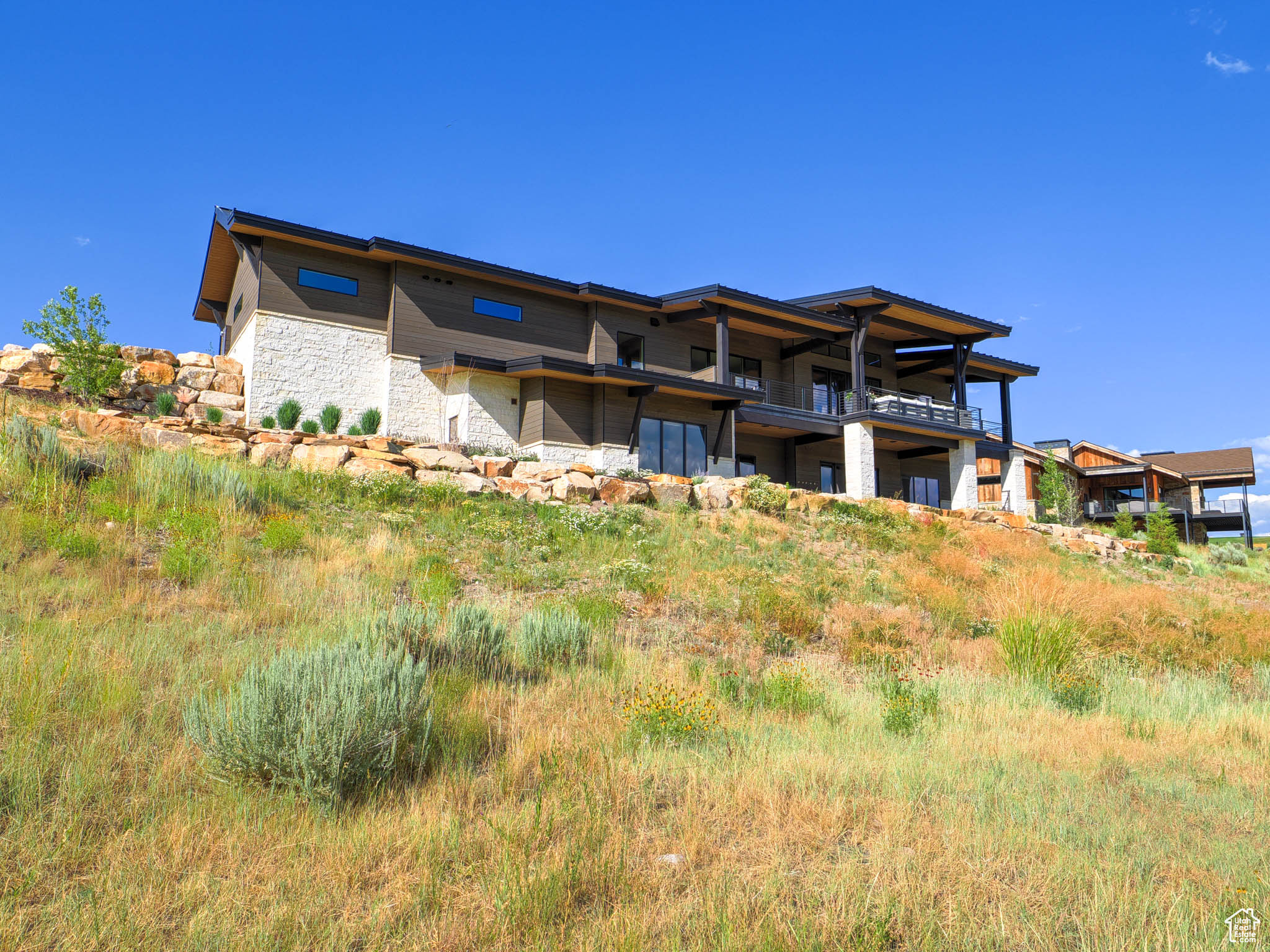 TUHAYE - Residential