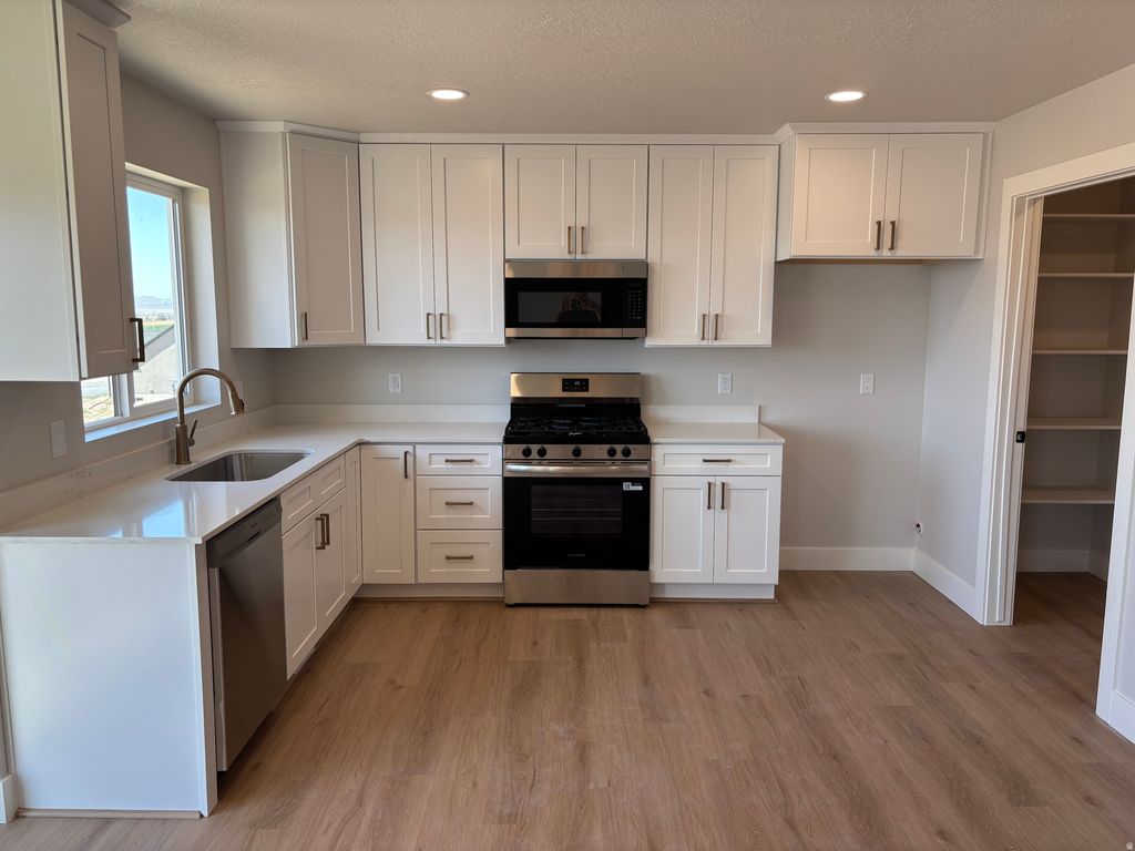 Photo of 1551 N 250 E, Nephi, UT 84648 (MLS # 2168321)