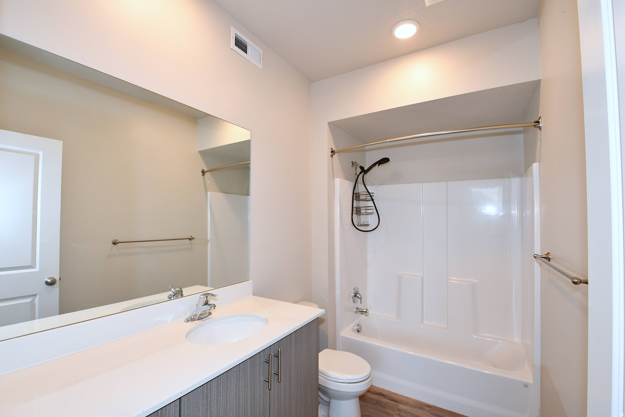 PARKSIDE SEVEN - Residential