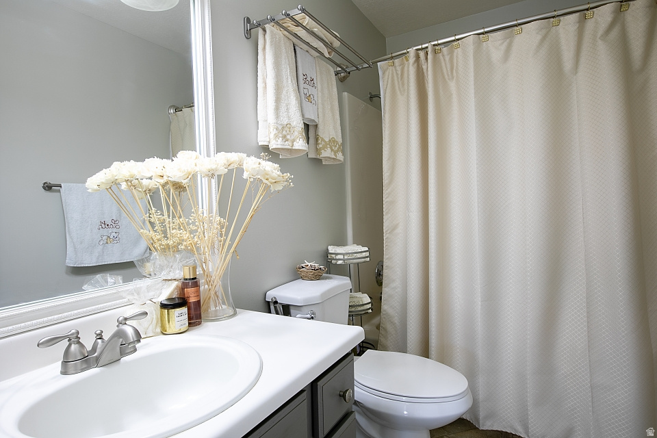 CLOVER DELL PARK - Residential