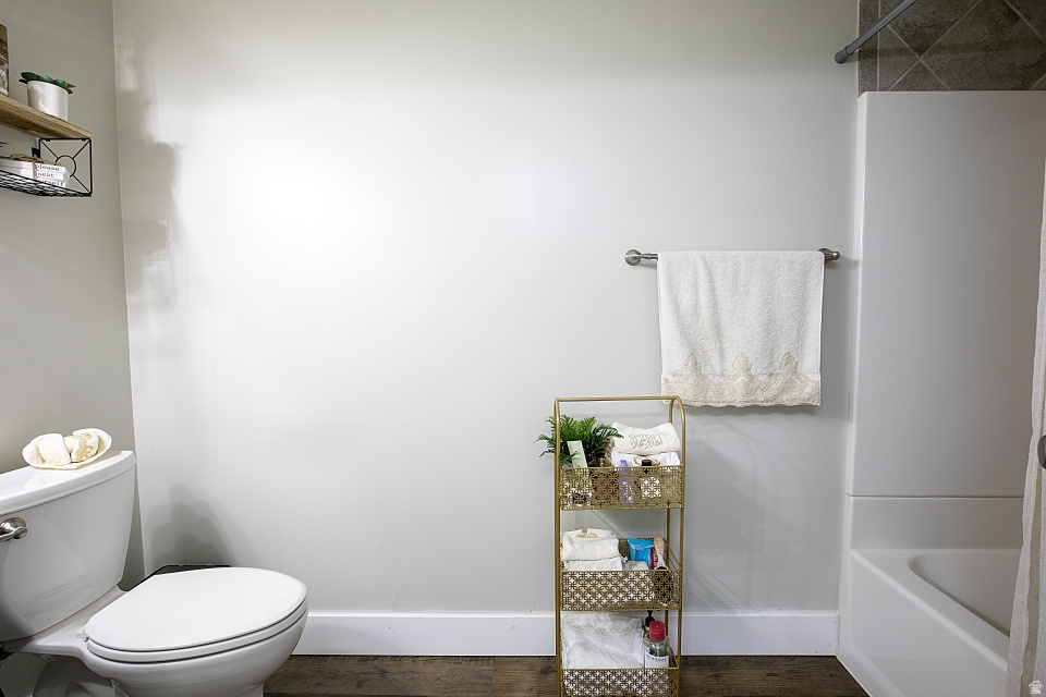 CLOVER DELL PARK - Residential