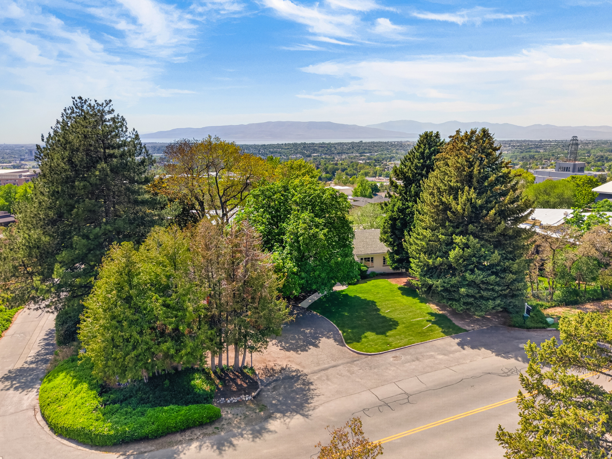 OAK HILLS - Residential