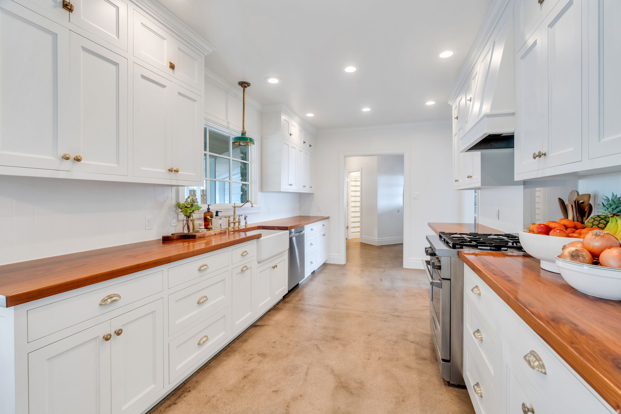 OAK HILLS - Residential