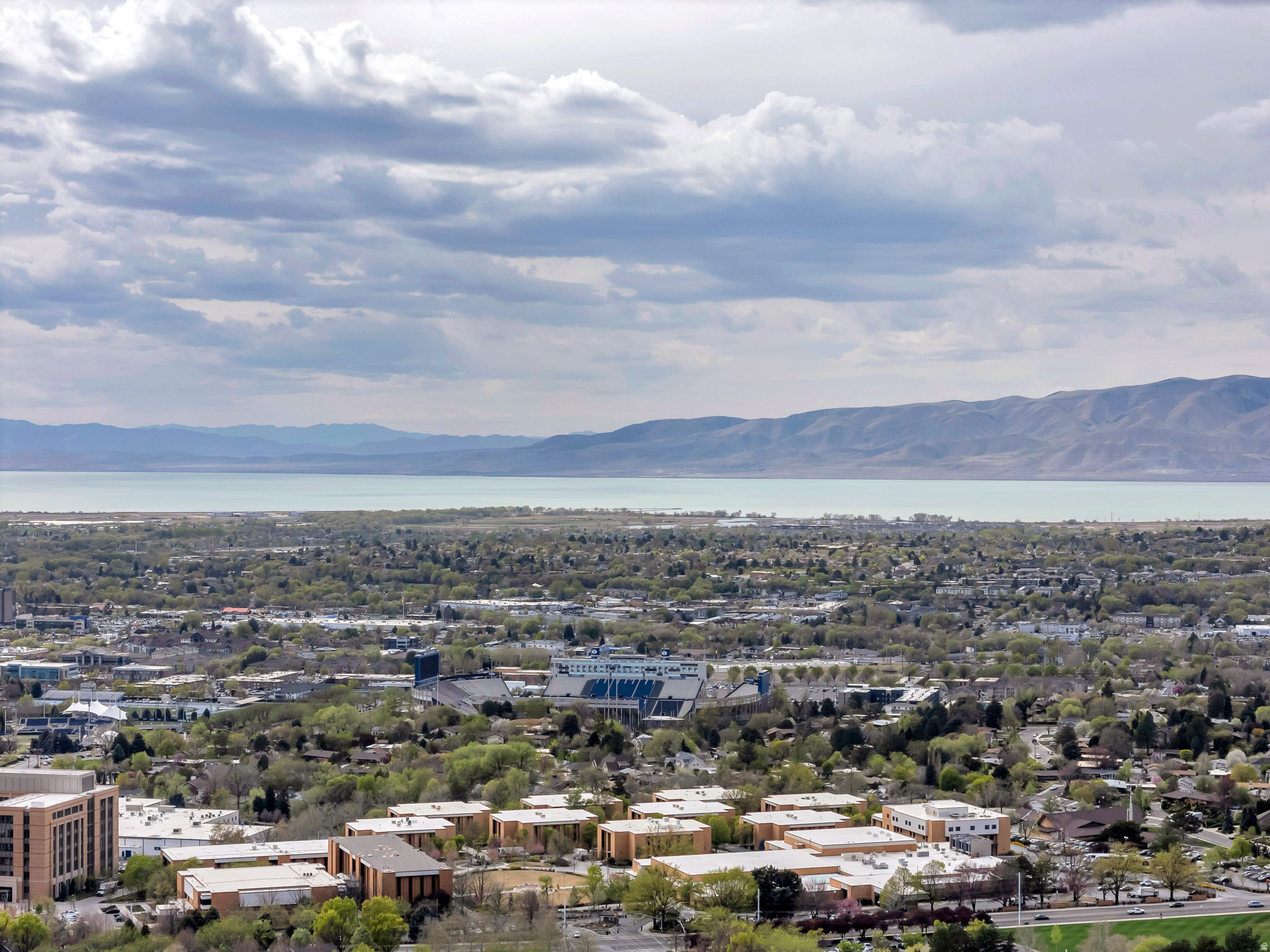 OAK HILLS - Residential