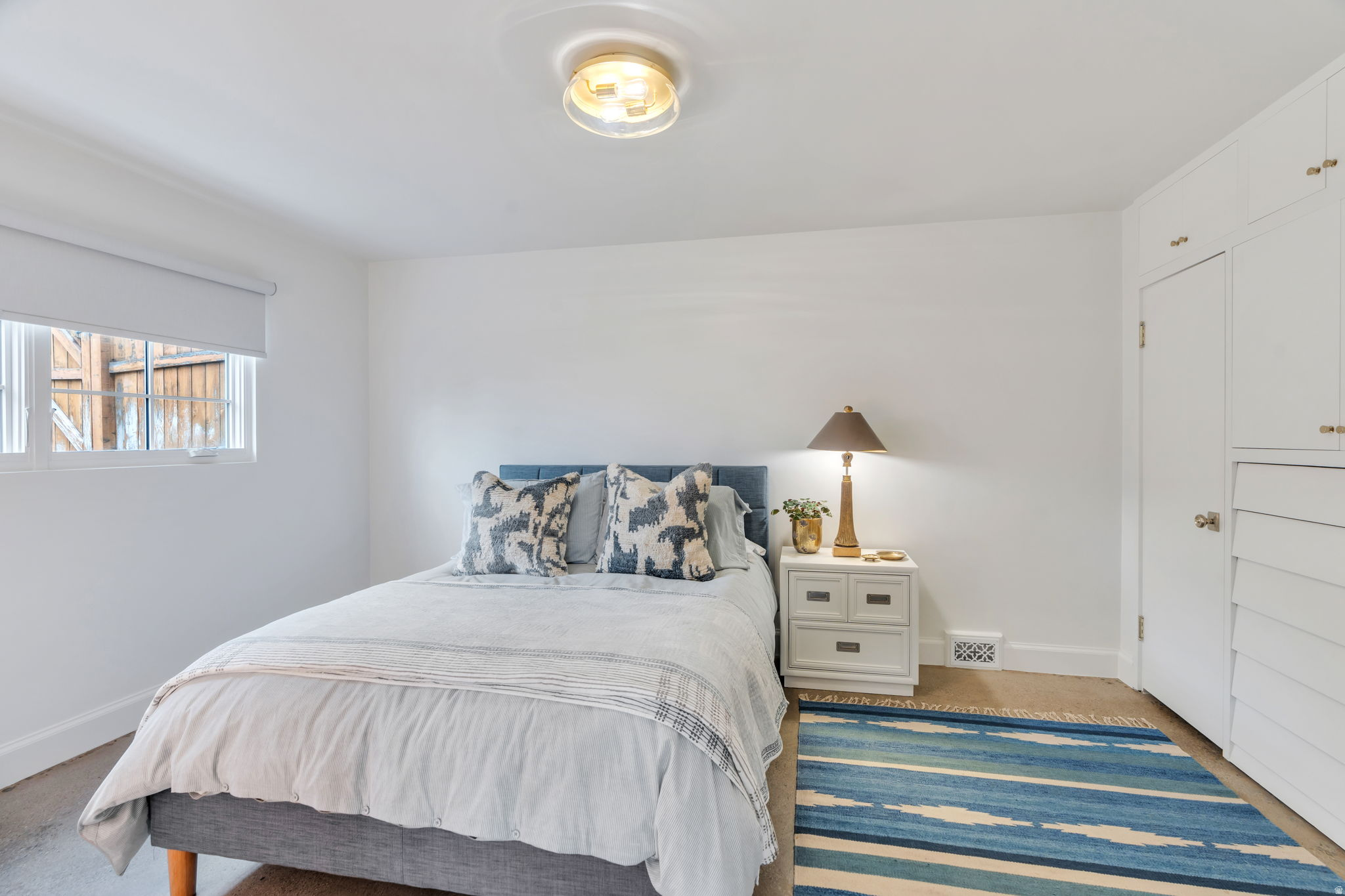 OAK HILLS - Residential