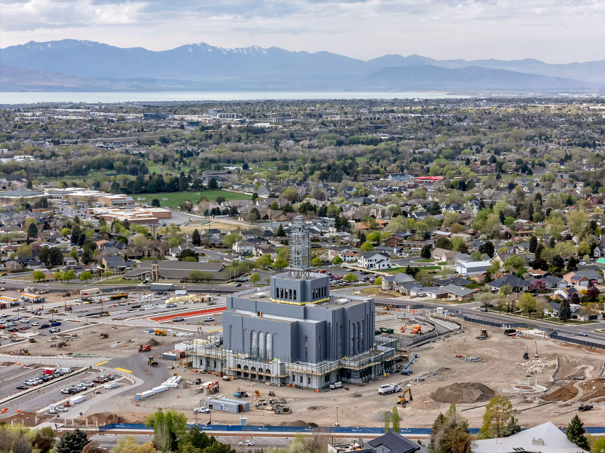 OAK HILLS - Residential