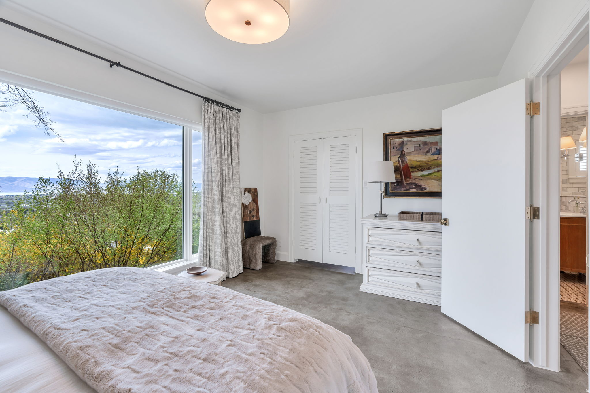 OAK HILLS - Residential