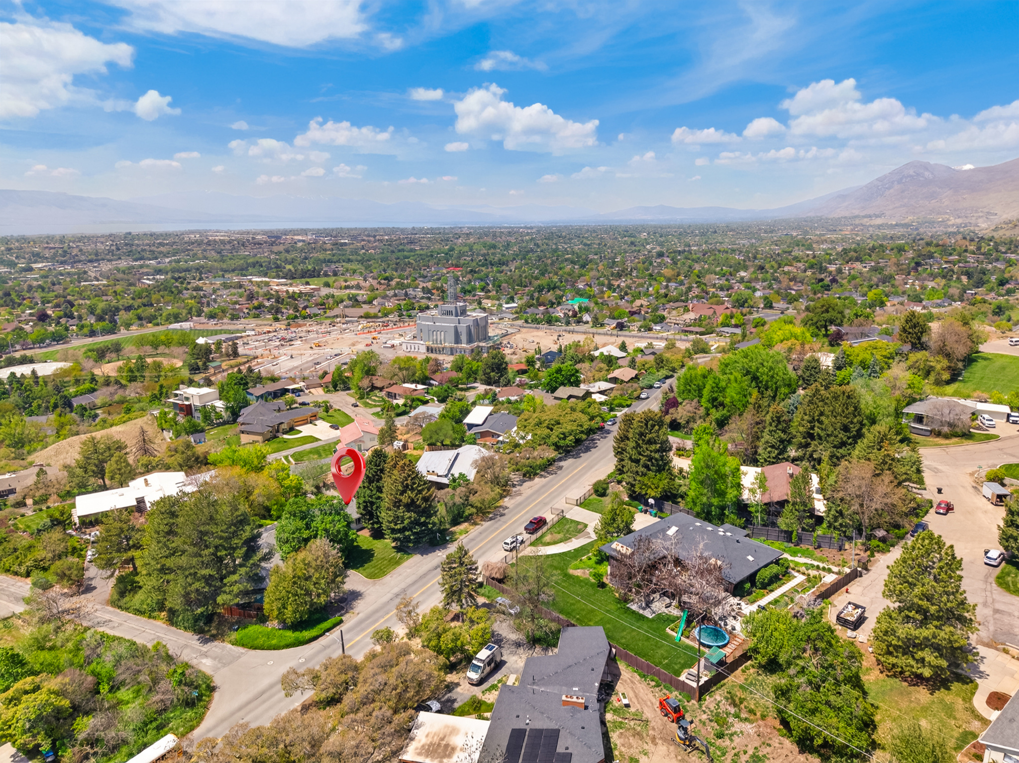 OAK HILLS - Residential