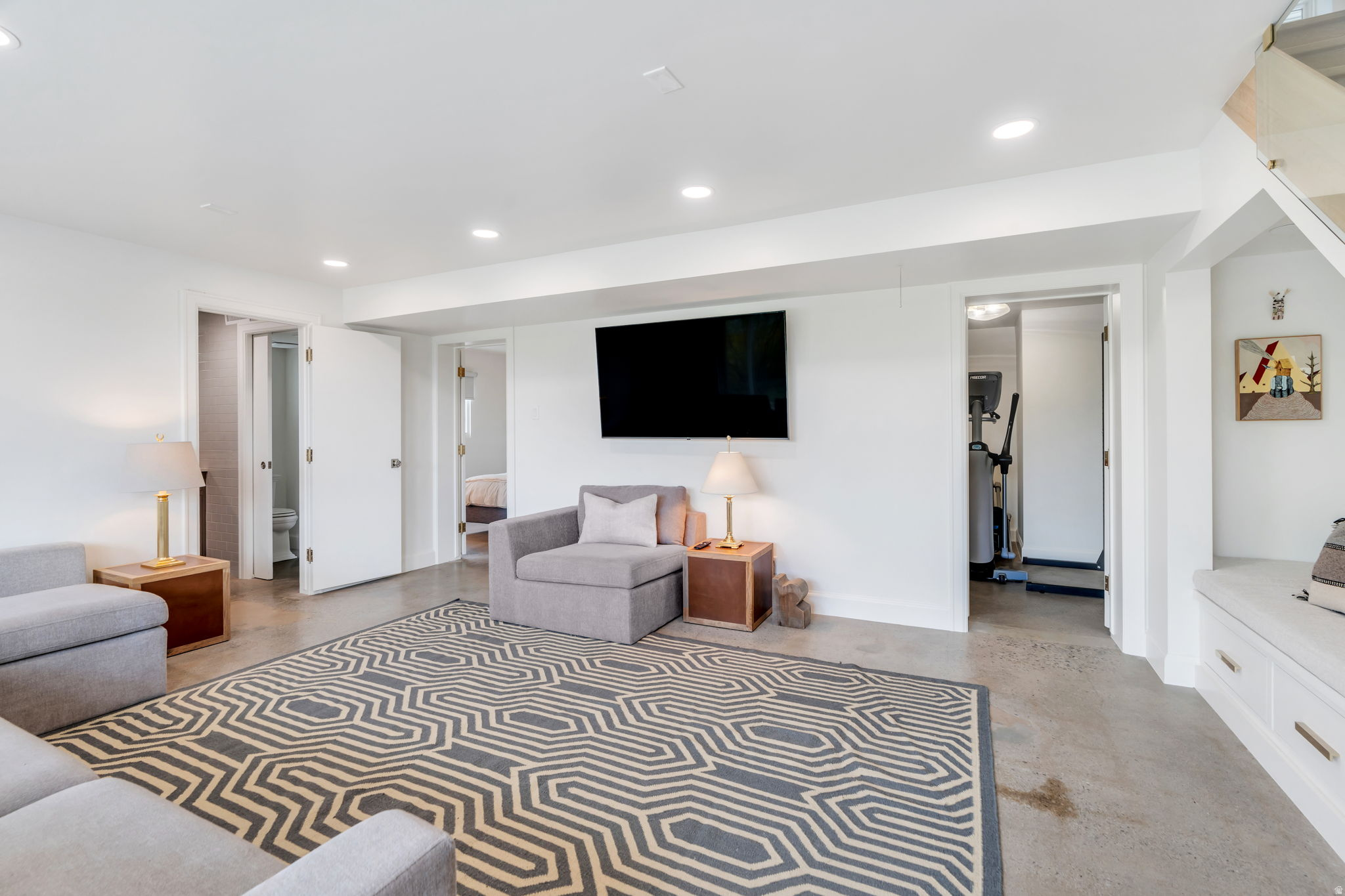 OAK HILLS - Residential