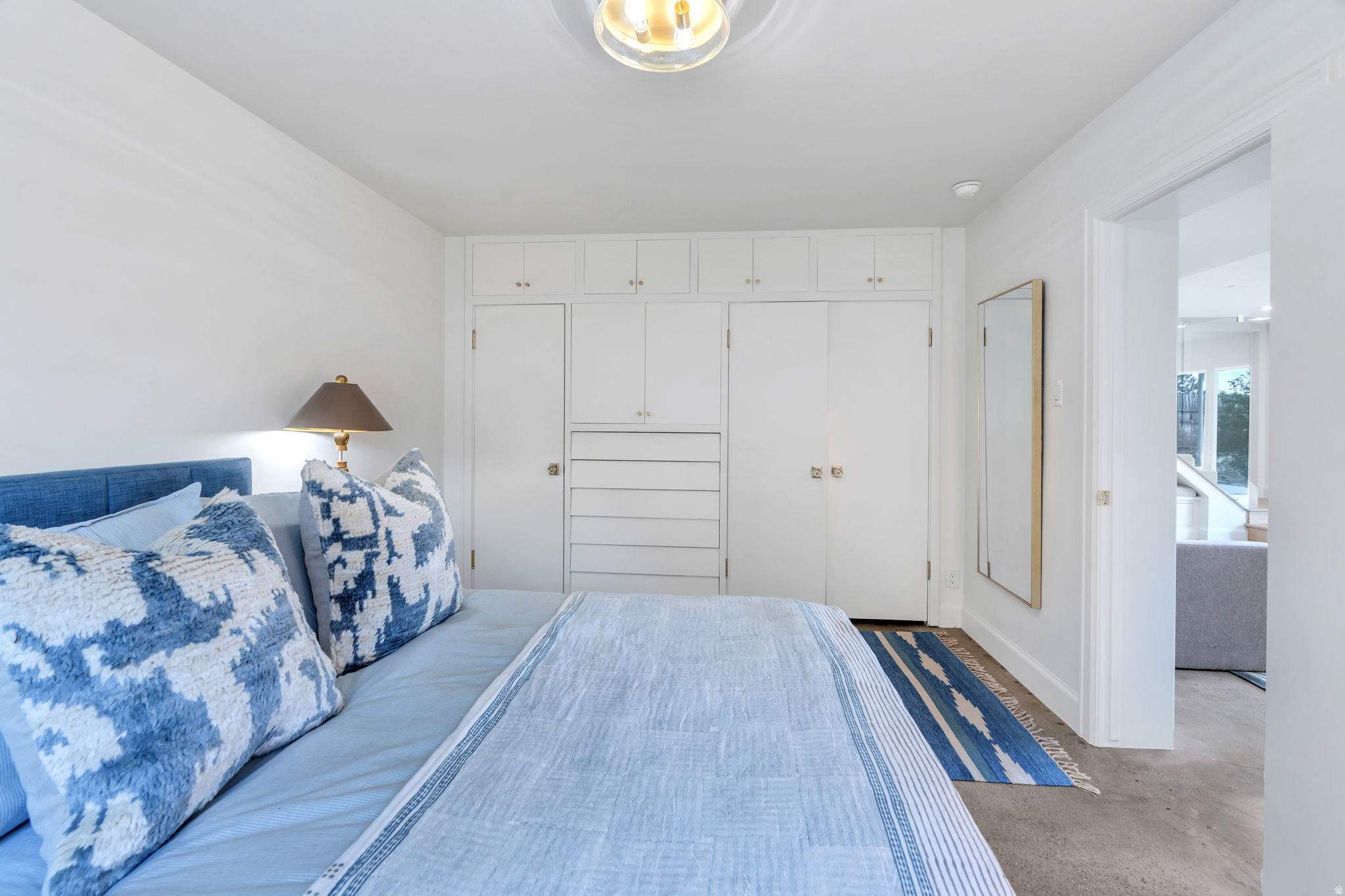 OAK HILLS - Residential