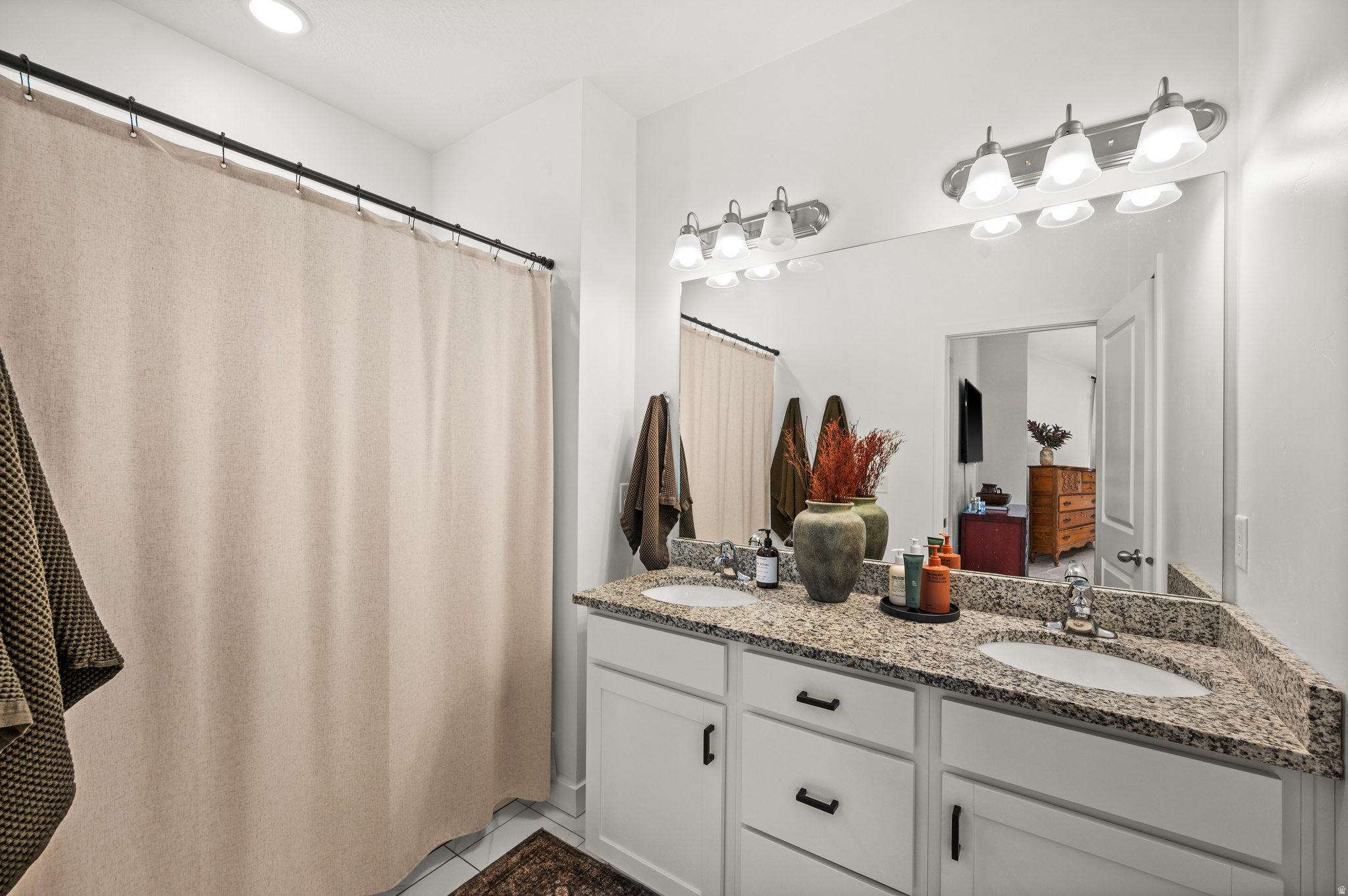 HOLBROOK FARMS - Residential