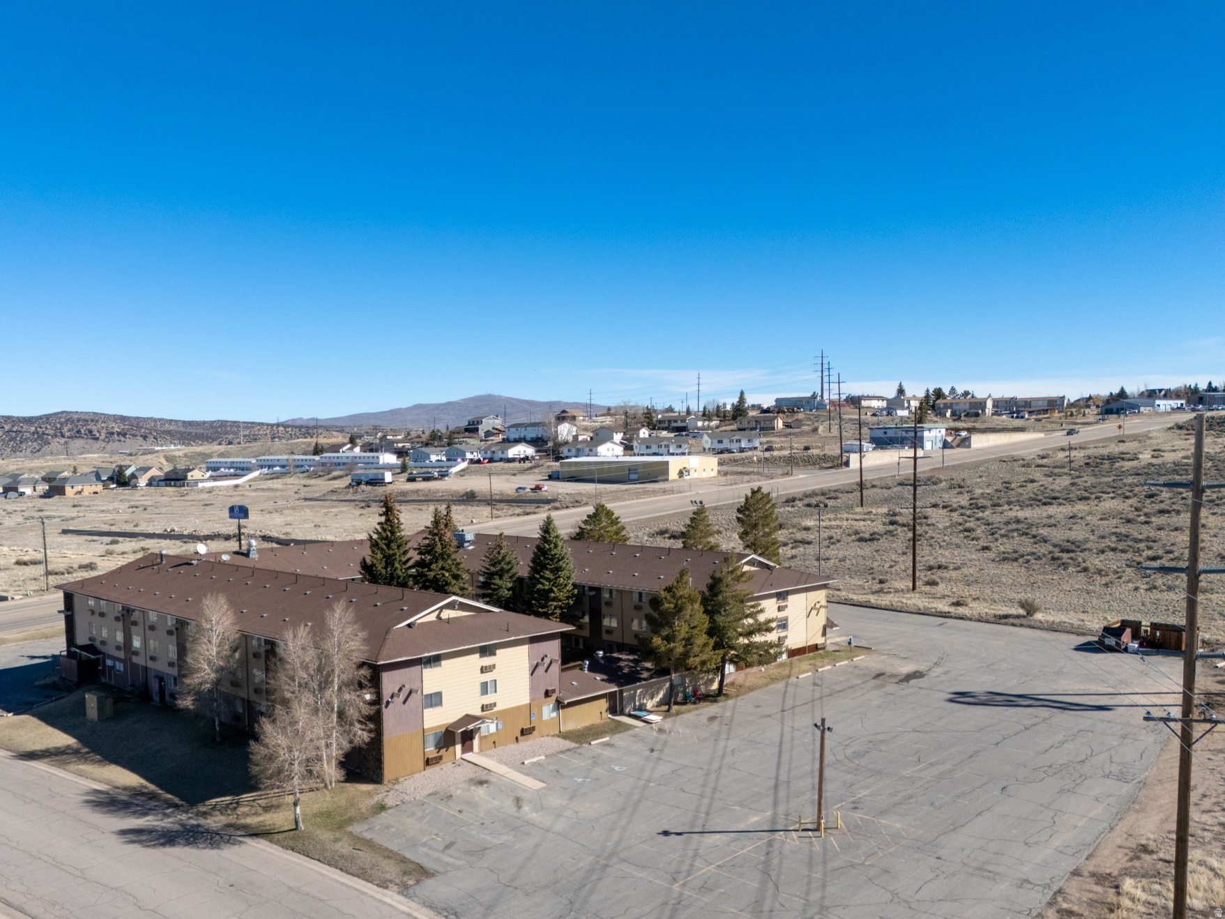 EVANSTON INDUSTRIAL CENTER SECOND - Commercial Sale