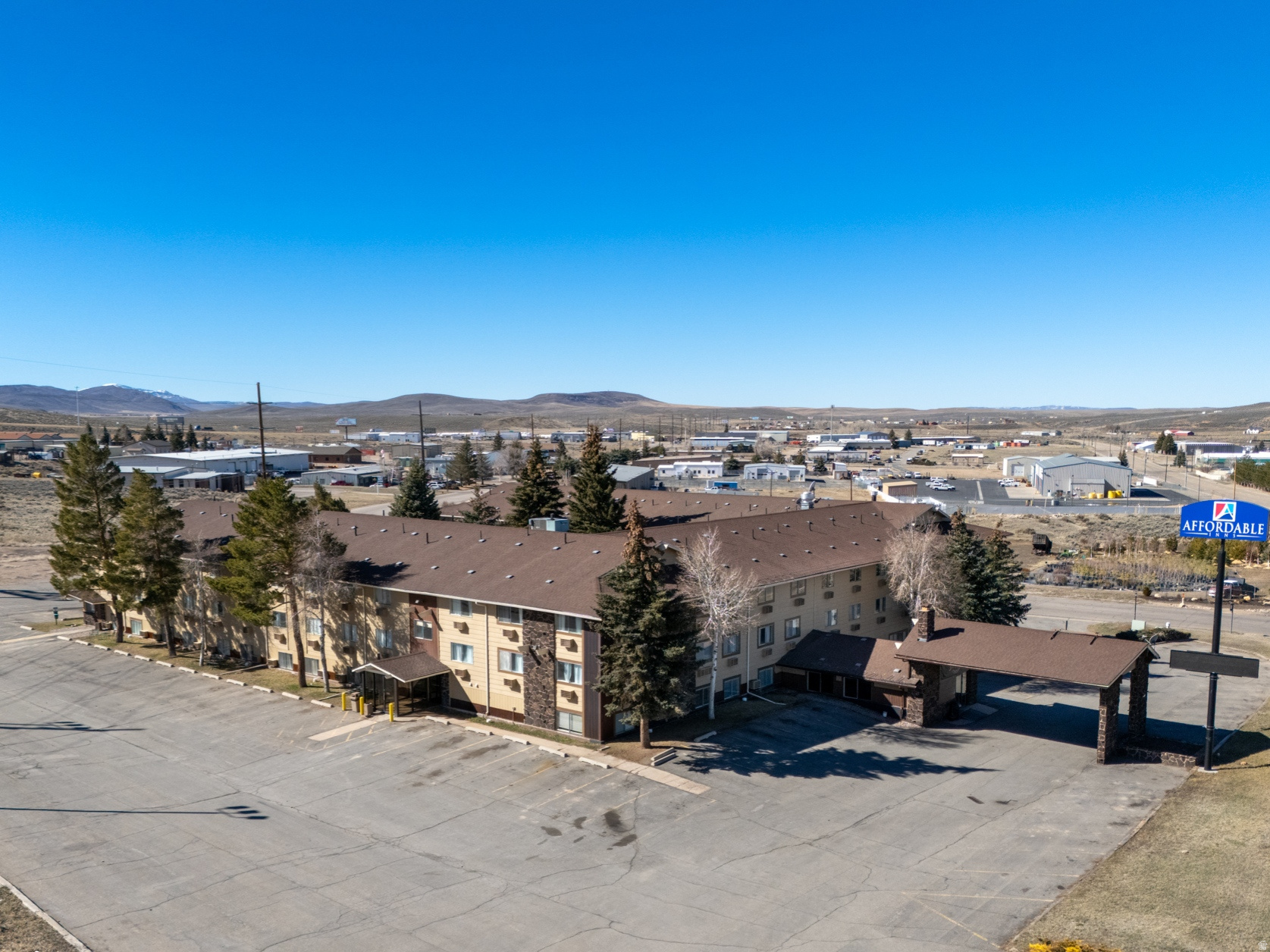 EVANSTON INDUSTRIAL CENTER SECOND - Commercial Sale