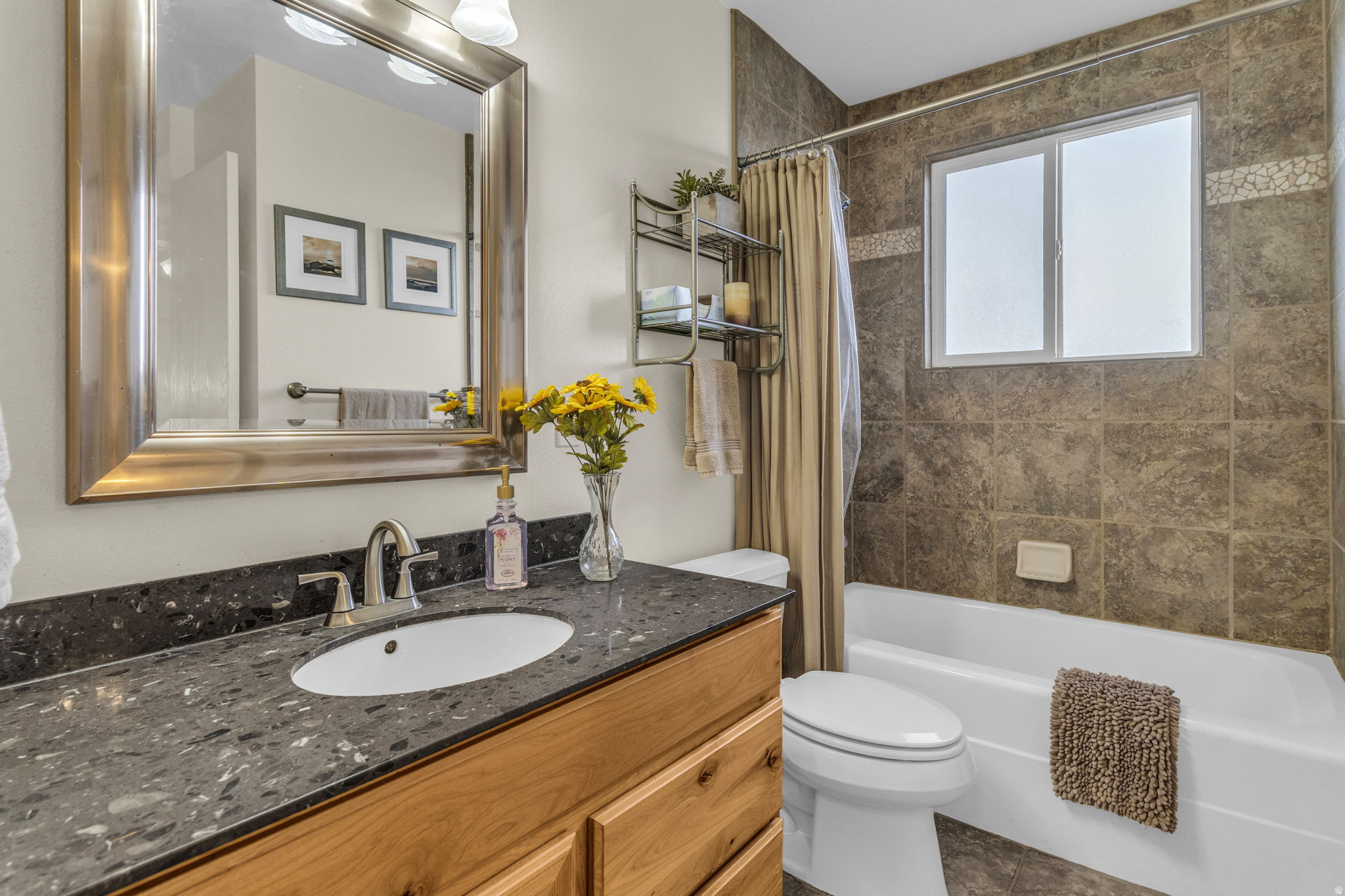 KINGSGATE - Residential