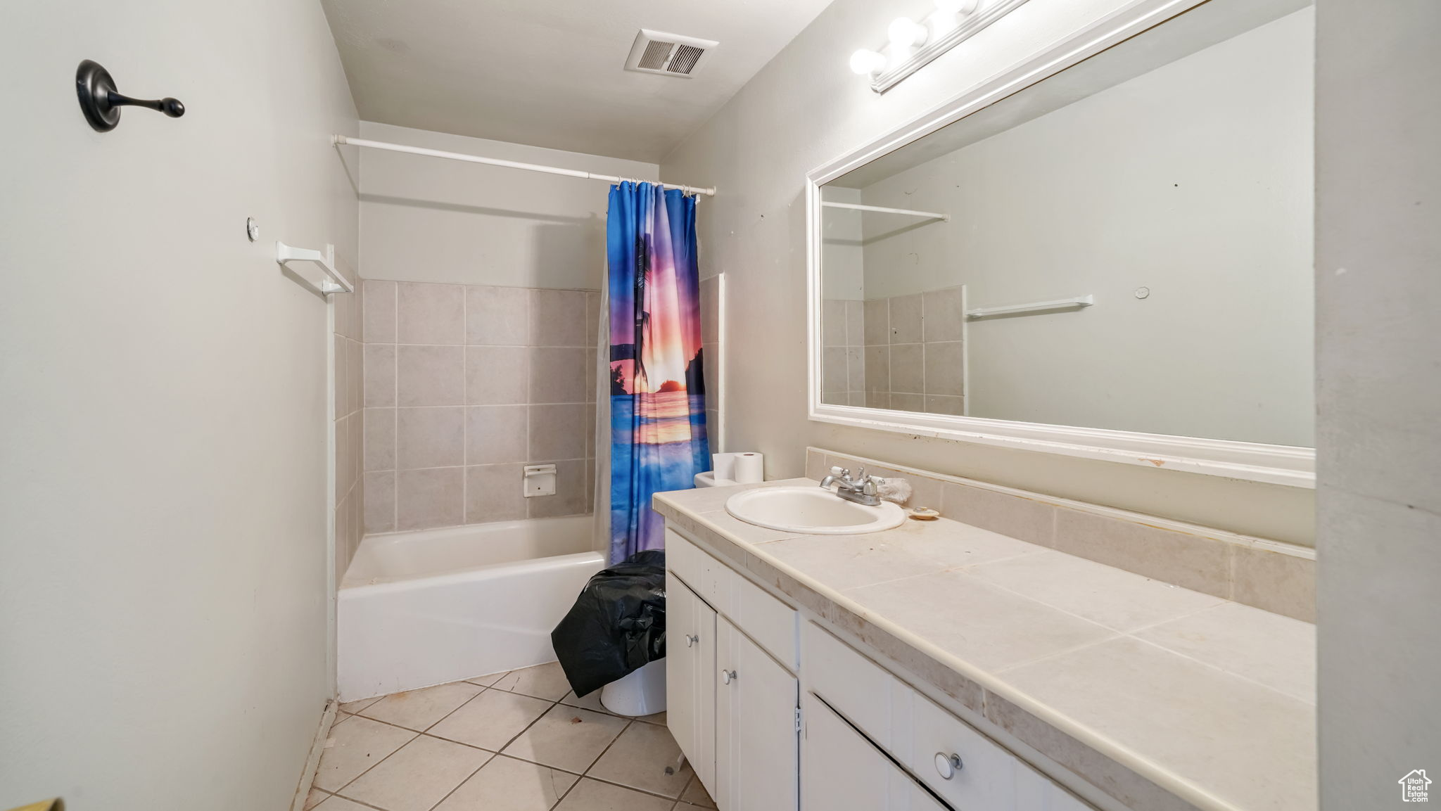 CASTLEBROOK - Residential
