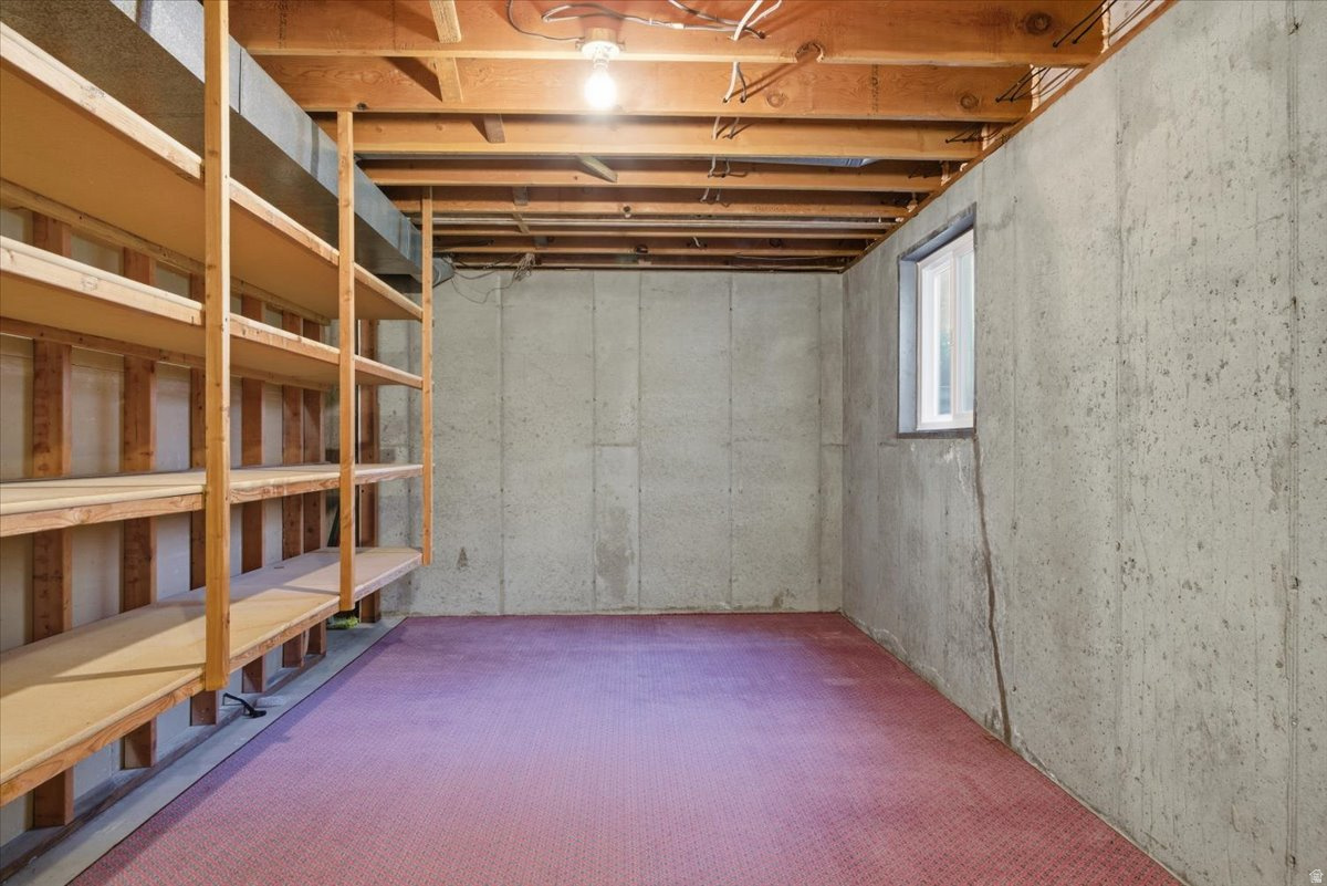 MEADOW CREST - Residential