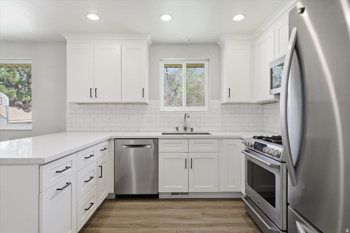 MEADOW CREST - Residential