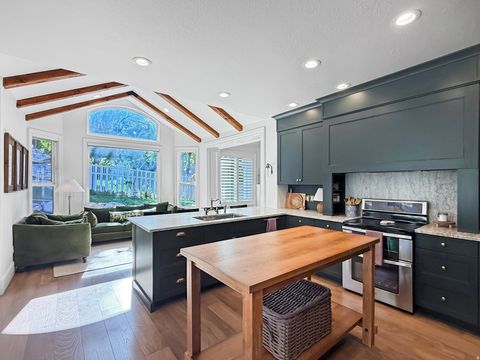 Tiny photo for 554 E 3575 N, North Ogden, UT 84414 (MLS # 2156226)