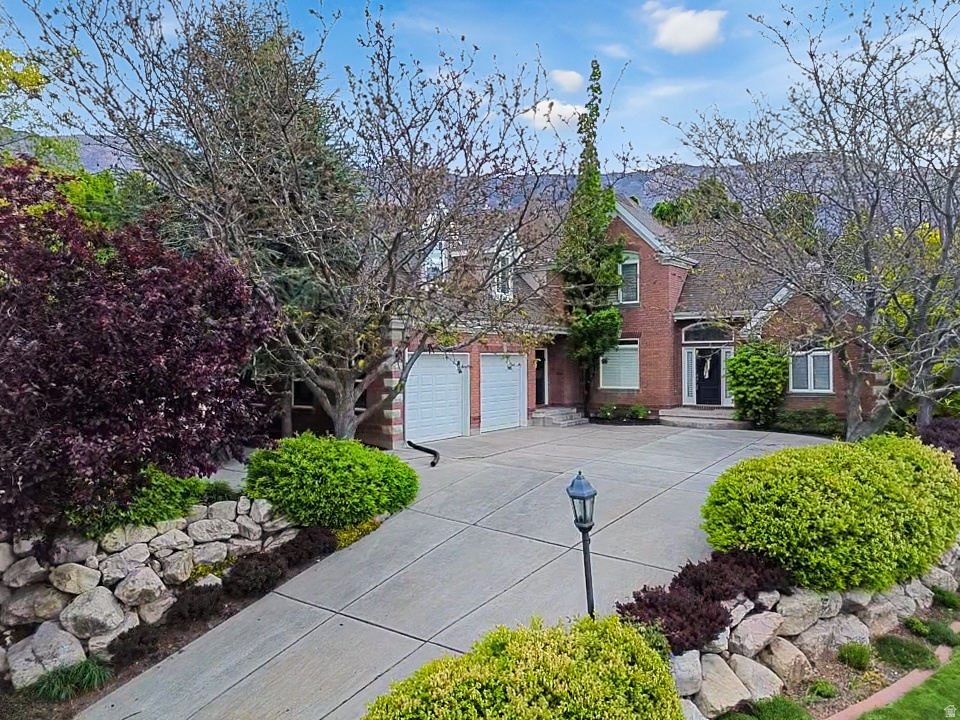 WILLOW SPRINGS - Residential