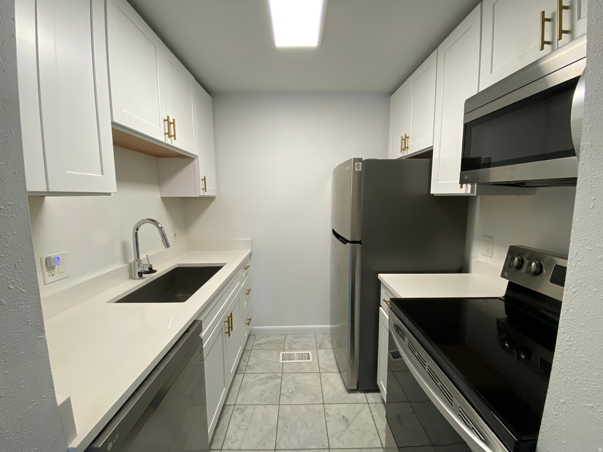 PLAT B - Residential Income