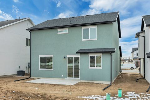 Tiny photo for 2186 W 2615 N #139, Clinton, UT 84015 (MLS # 2139992)