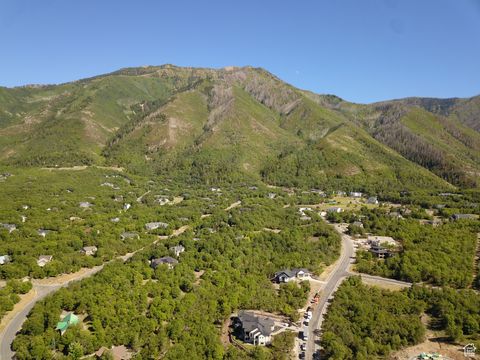 Tiny photo for 925 S NORTH VIEW CIR, Woodland Hills, UT 84653 (MLS # 2103079)