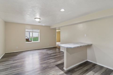 Tiny photo for 1566 S 840 W, Payson, UT 84651 (MLS # 2147512)