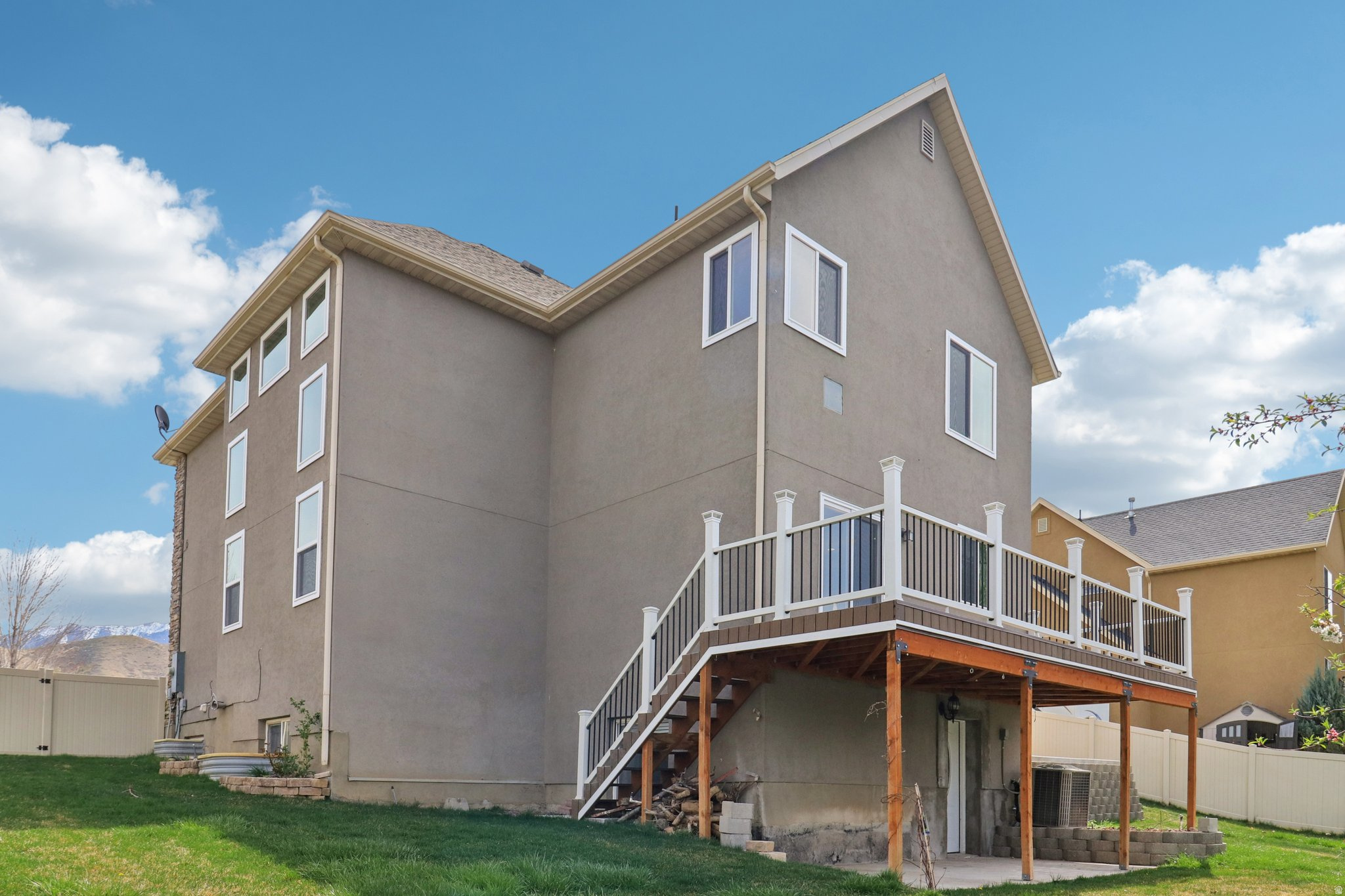 THE MAPLES AT BROOKS - Residential