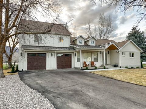 Photo of 2179 N 5700 E, Eden, UT 84310 (MLS # 2148771)