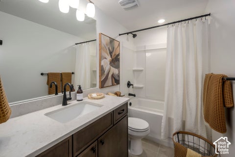 Tiny photo for 279 W PIXEL LN #115, Draper, UT 84020 (MLS # 2187123)
