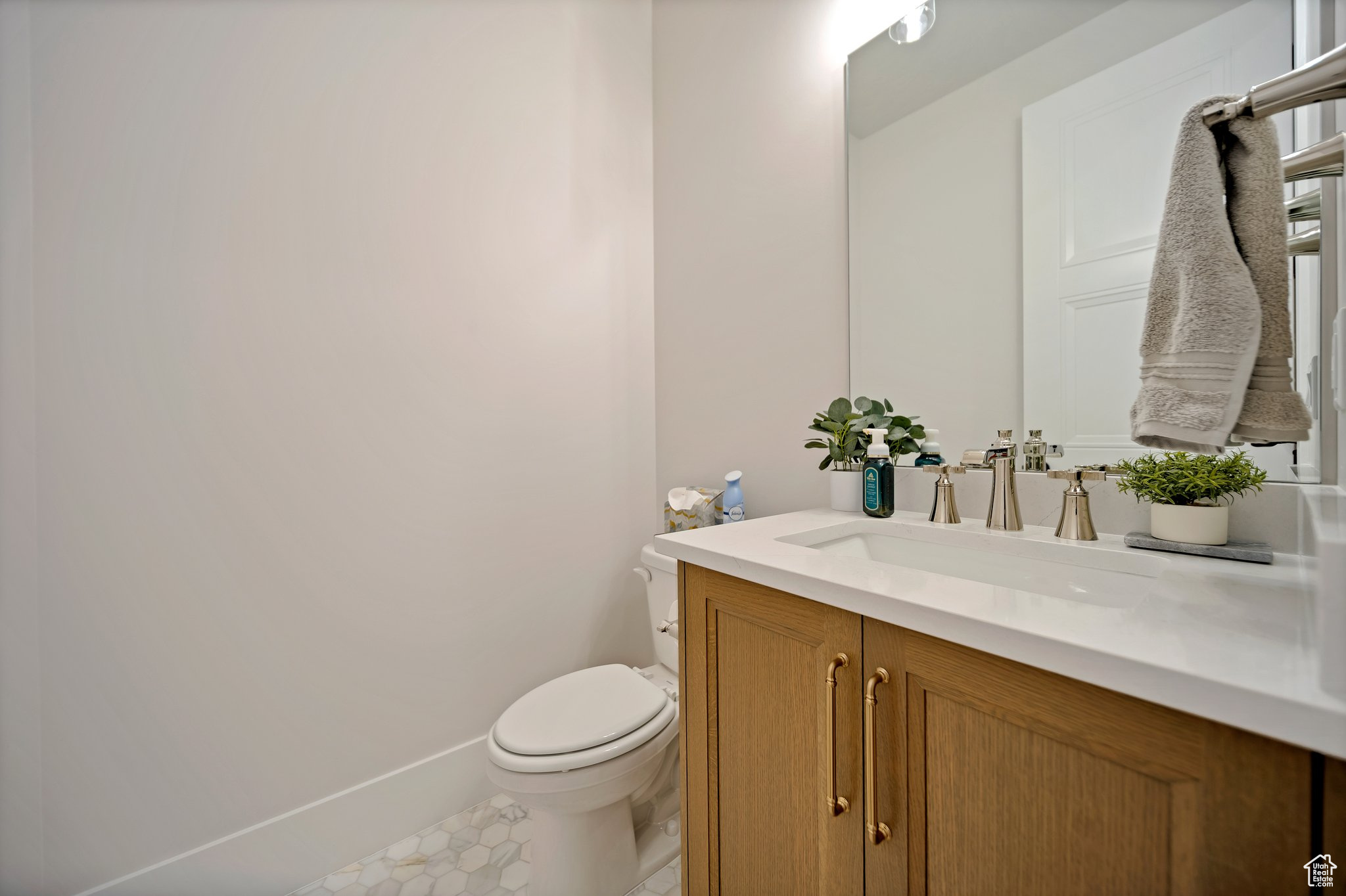 694 W Hidden Farm Dr, Farmington, Utah image 45