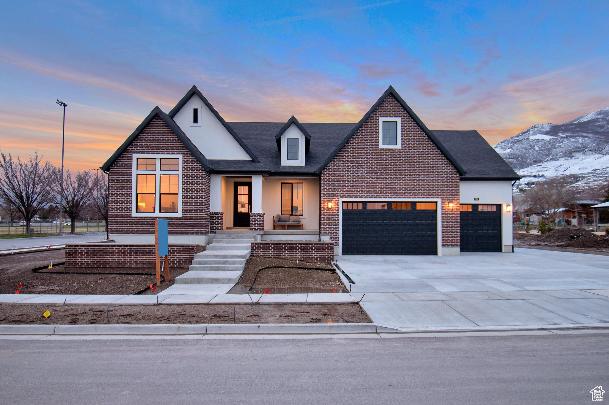 694 W Hidden Farm Dr, Farmington, Utah image 1