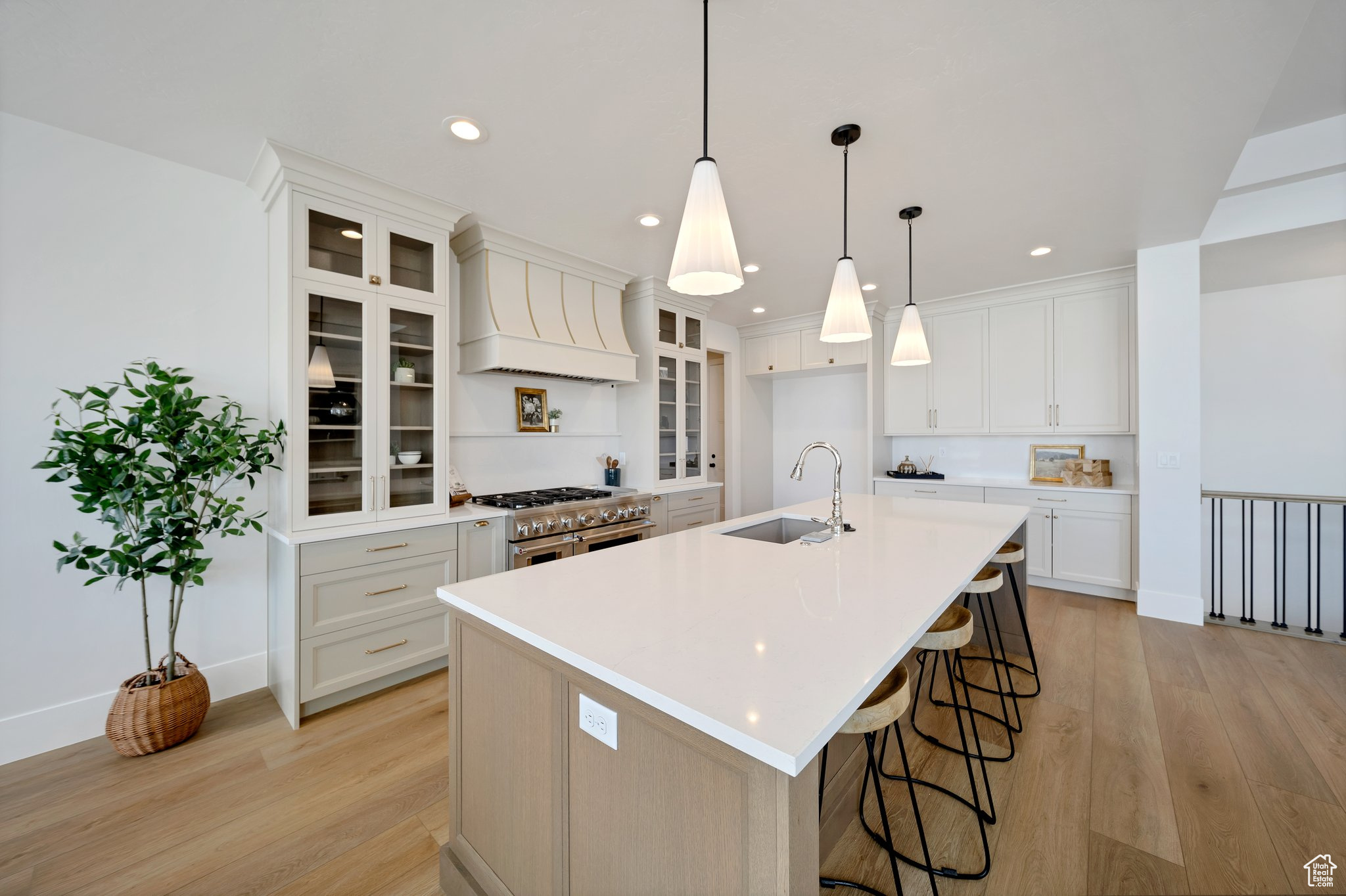 694 W Hidden Farm Dr, Farmington, Utah image 18
