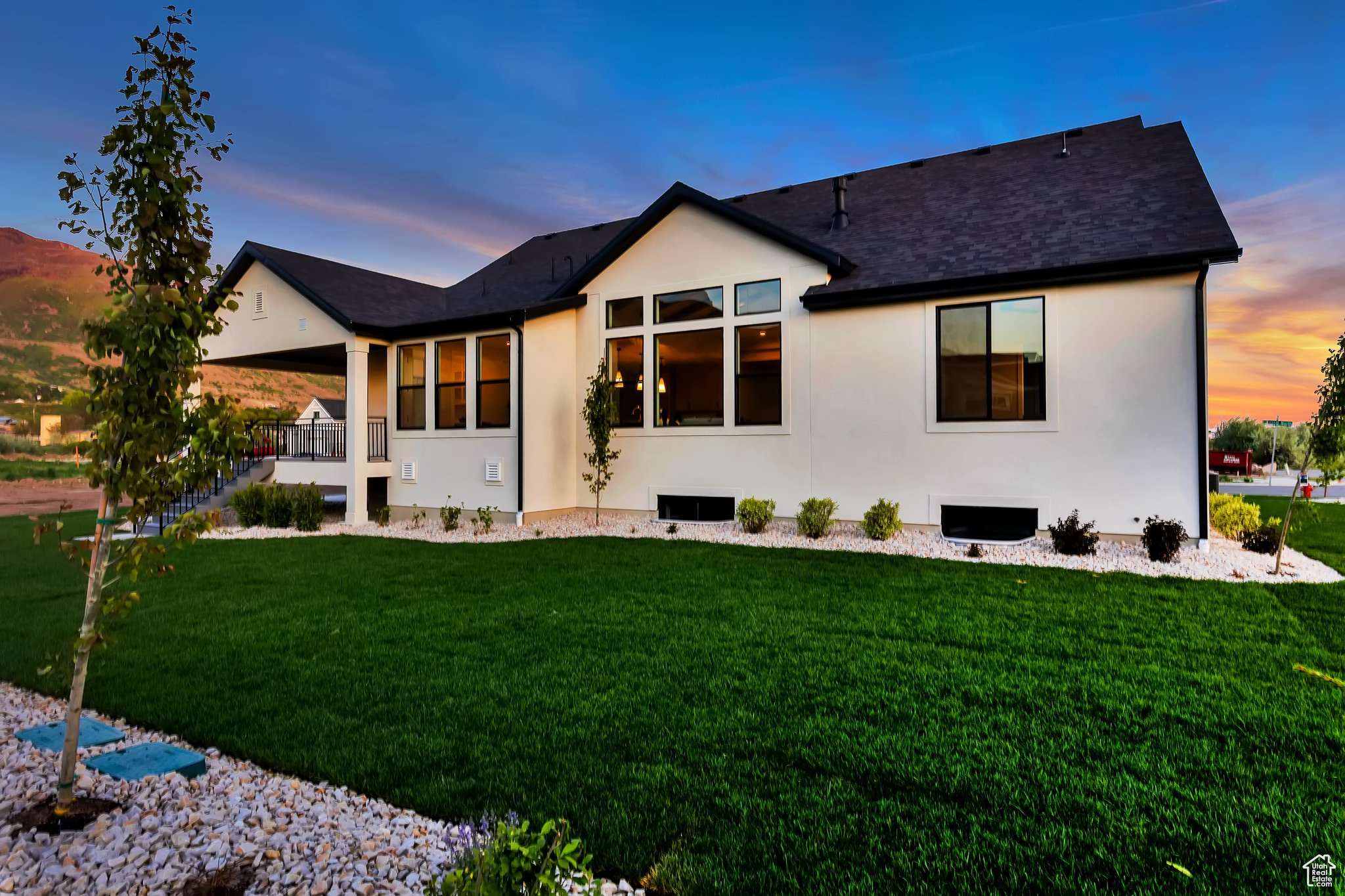 694 W Hidden Farm Dr, Farmington, Utah image 8