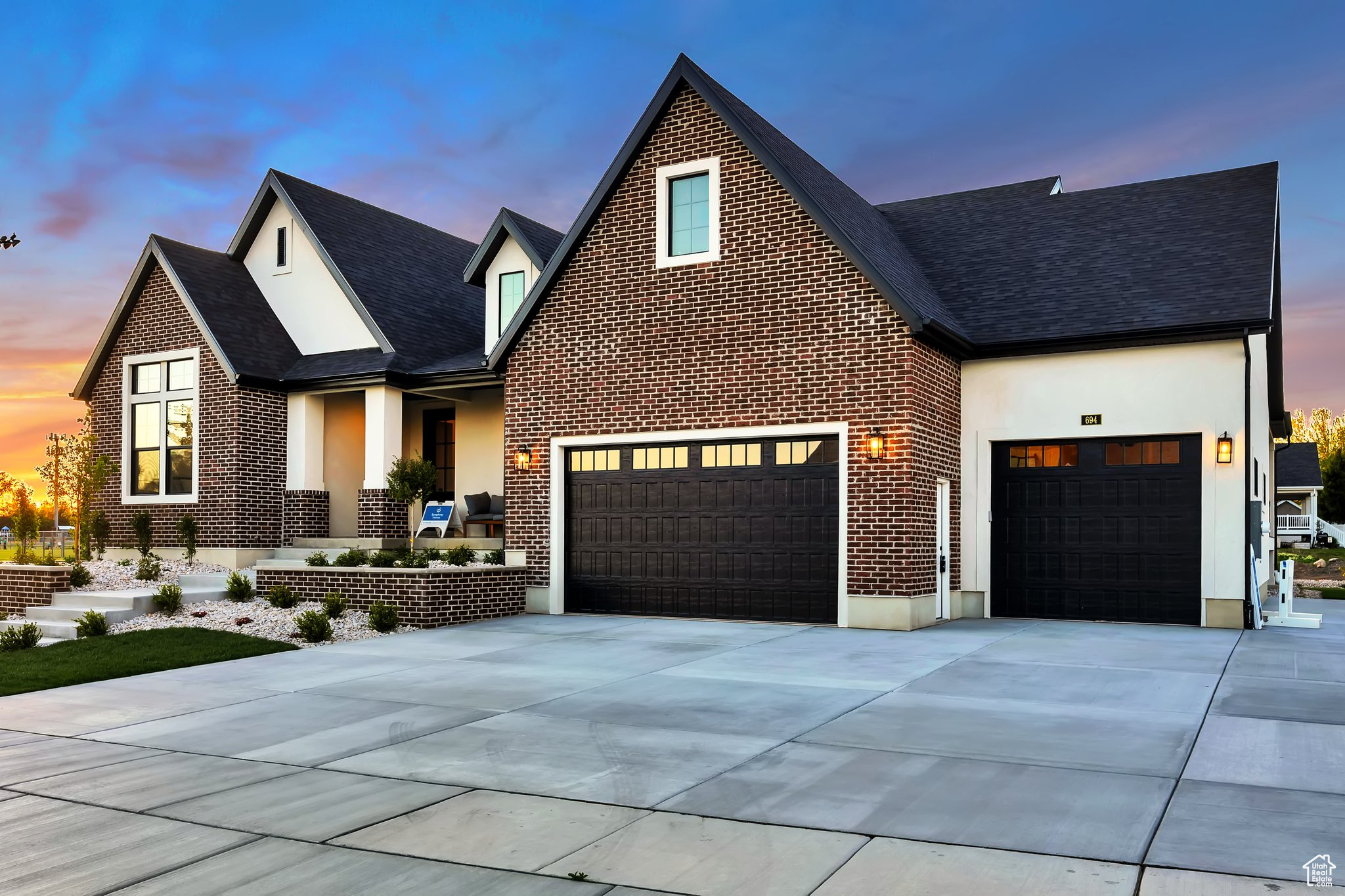 694 W Hidden Farm Dr, Farmington, Utah image 2