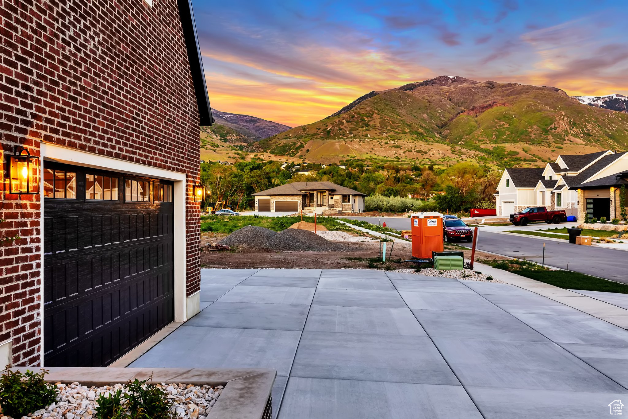 694 W Hidden Farm Dr, Farmington, Utah image 5