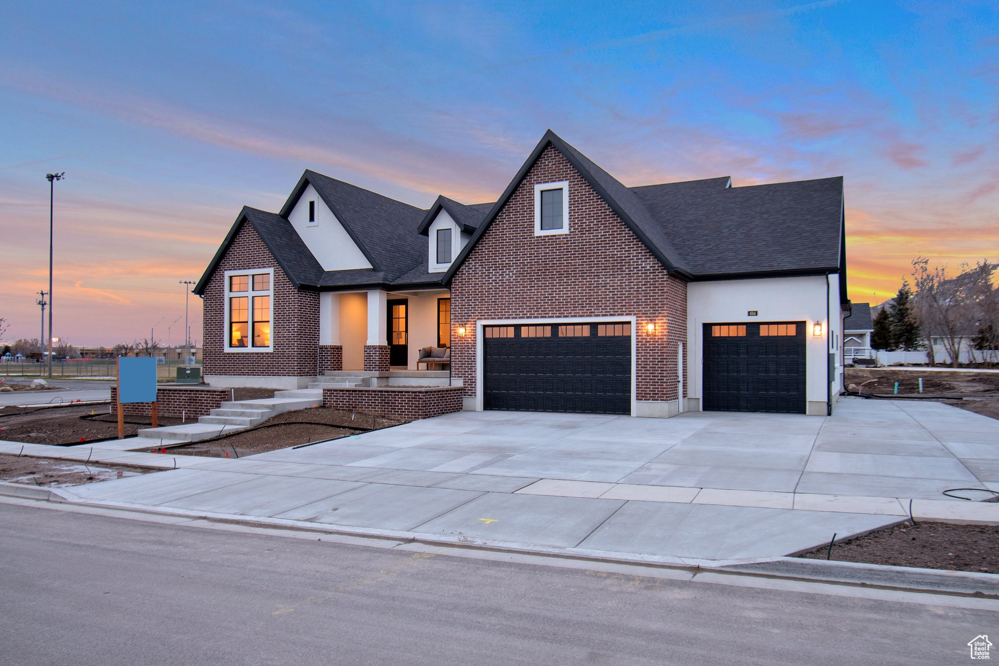 694 W Hidden Farm Dr, Farmington, Utah image 3