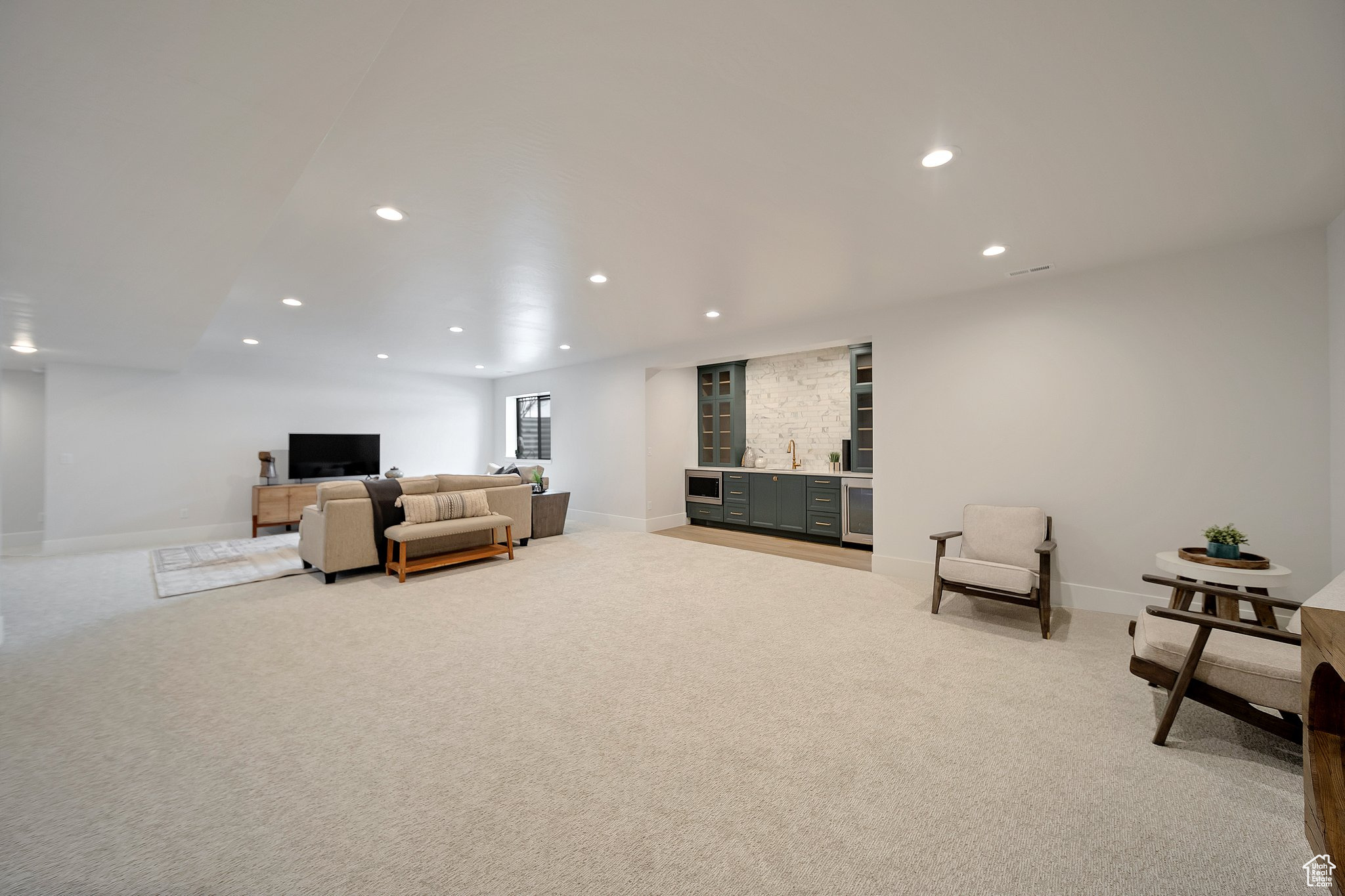 694 W Hidden Farm Dr, Farmington, Utah image 40