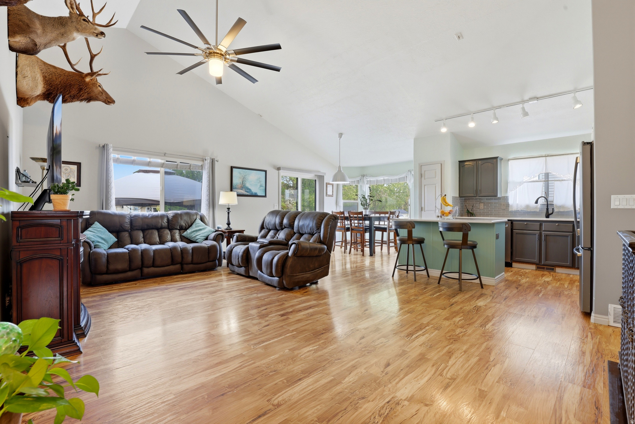 LEXINGTON - Residential