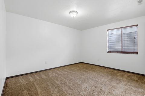 Tiny photo for 1379 N 2530 W, Clinton, UT 84015 (MLS # 2151886)