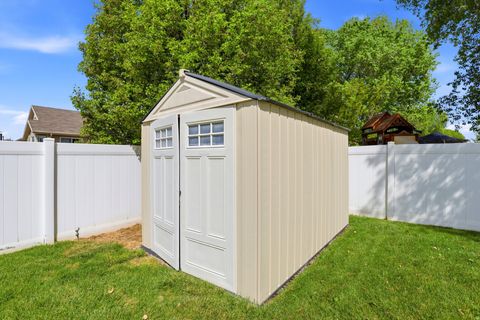 Tiny photo for 1379 N 2530 W, Clinton, UT 84015 (MLS # 2151886)