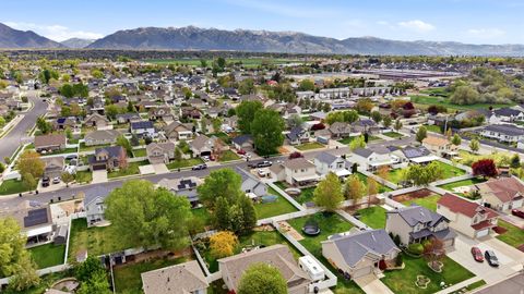 Tiny photo for 1379 N 2530 W, Clinton, UT 84015 (MLS # 2151886)