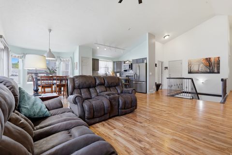 Tiny photo for 1379 N 2530 W, Clinton, UT 84015 (MLS # 2151886)