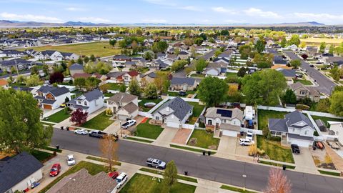 Tiny photo for 1379 N 2530 W, Clinton, UT 84015 (MLS # 2151886)