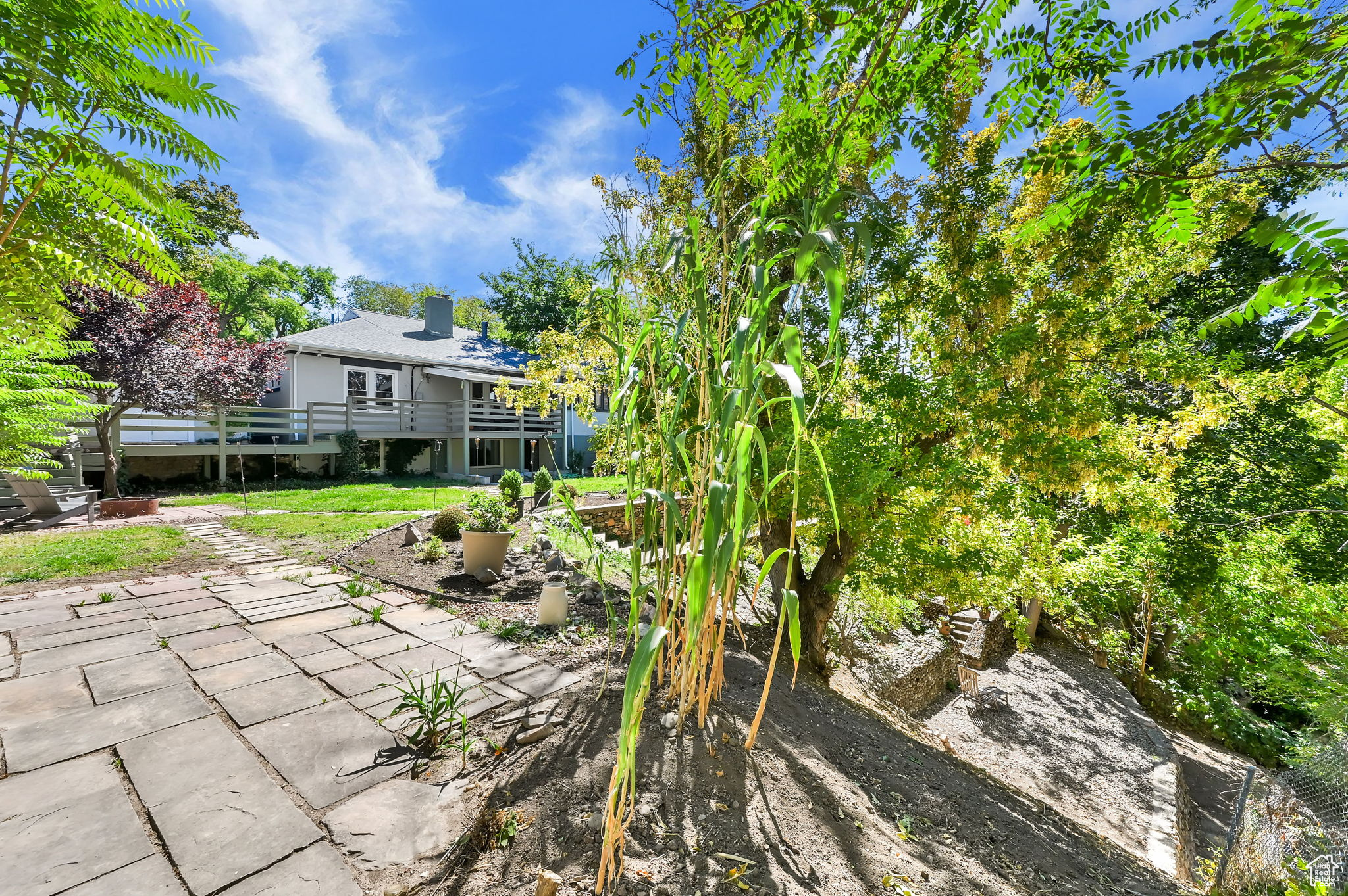 YALECREST - Residential