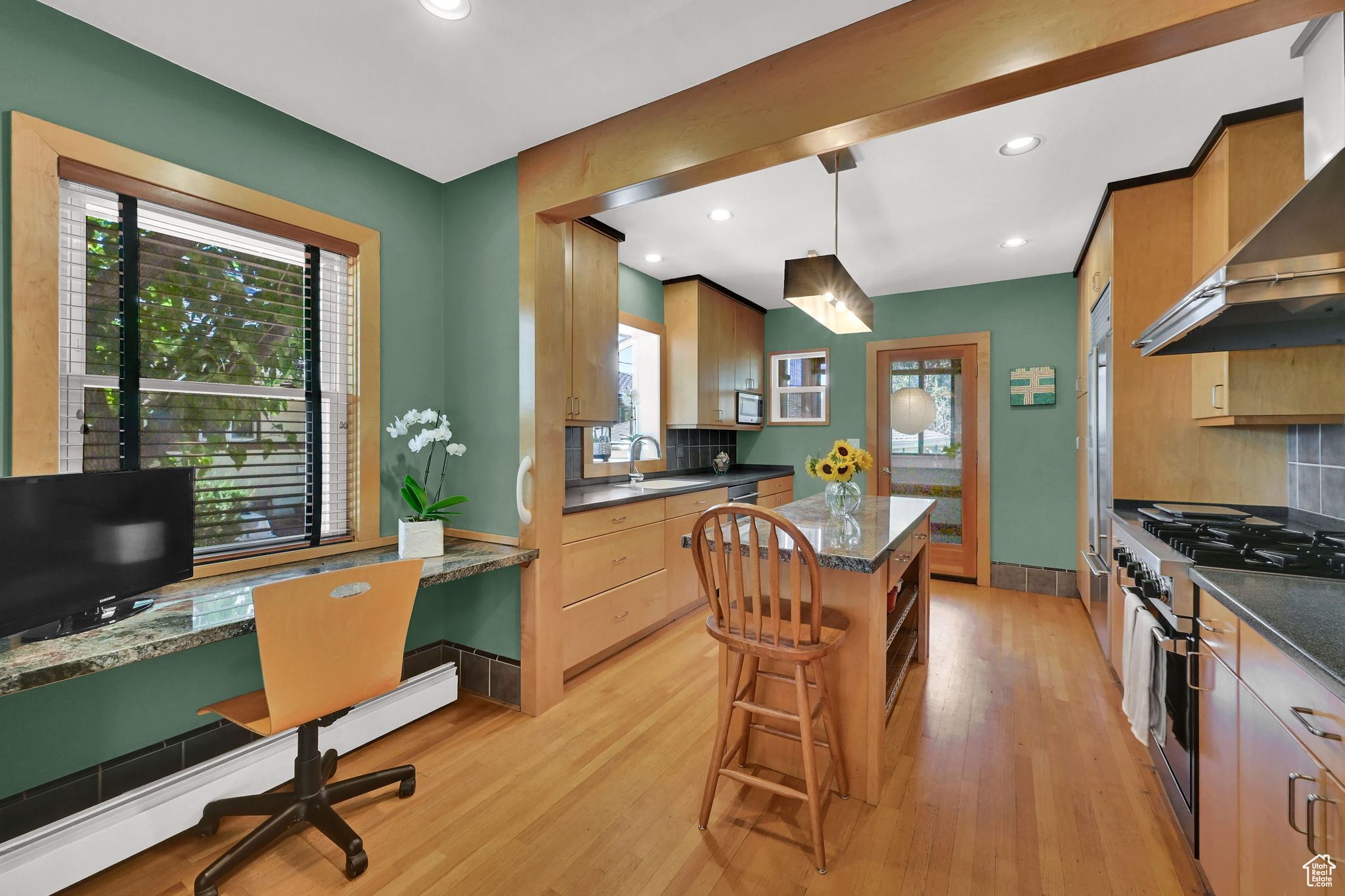 YALECREST - Residential