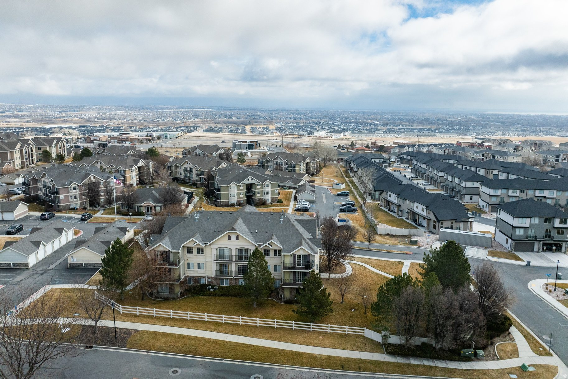 HARVEST HILL - Residential