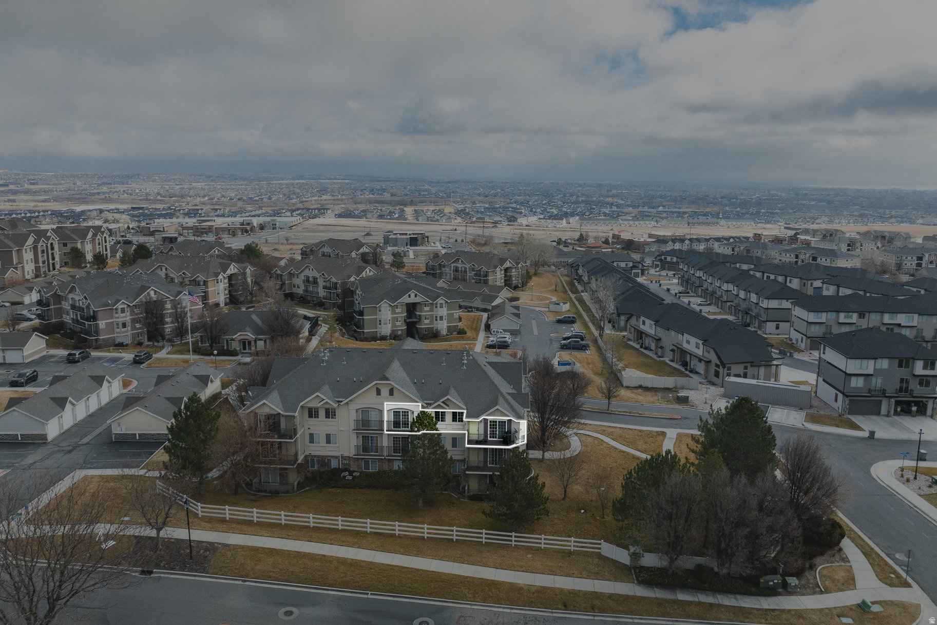 HARVEST HILL - Residential