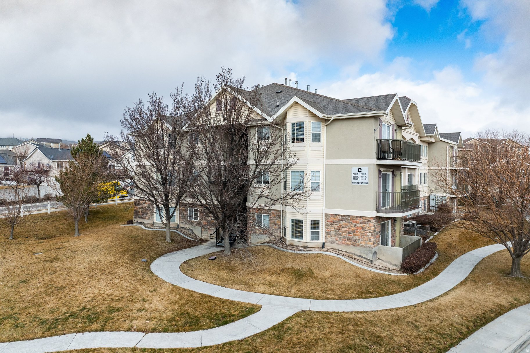 HARVEST HILL - Residential